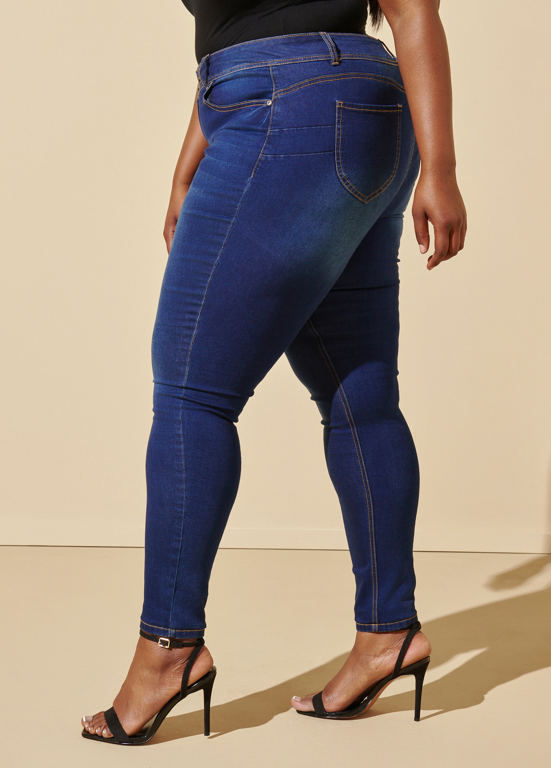 BOSS - Regular-fit jeans in dark-blue Italian stretch denim